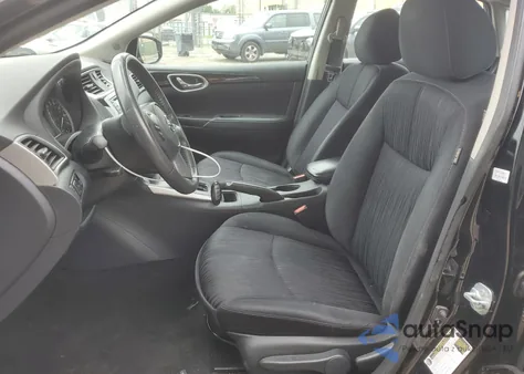 2017 Nissan Sentra S z USA, uszkodzony, nr VIN 3N1AB7AP5HL651628